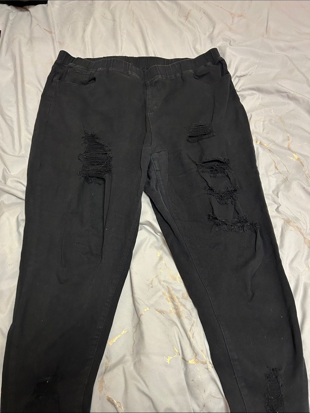 SHEIN Black High-Waist Distressed Jogger